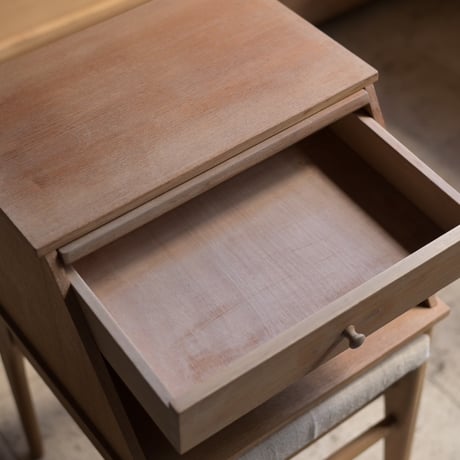 ca1168　cabinet with chair