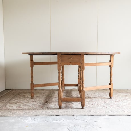 2615 butterfly table