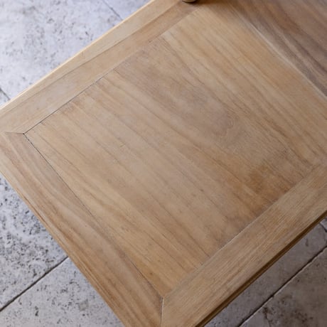 ta1156　bedside table 2 tiers　A（写真左側）