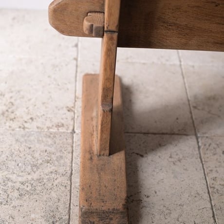 2632　pub table
