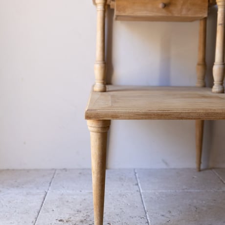 ta1156　bedside table 2 tiers　A（写真左側）