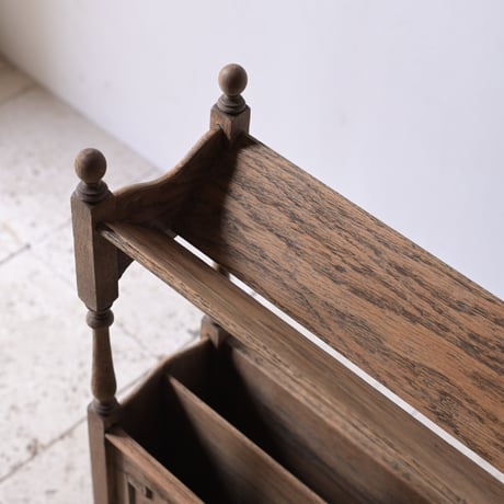 2663 magazine rack