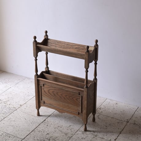 2663 magazine rack