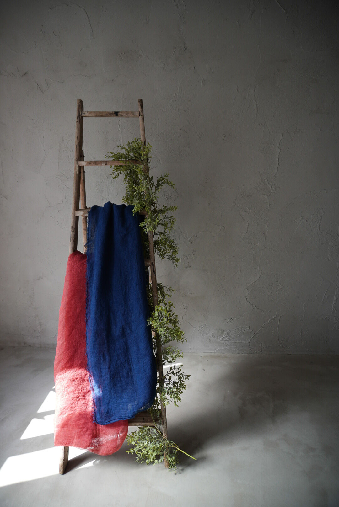 HEMP100%茜染ショール | Online Store 忠兵衛の衣