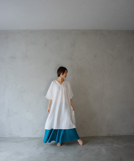 忠兵衛　HEMP100%　Ｖネックワンピース CATEGORY Mantle / Dress | Online Store 忠兵衛の衣