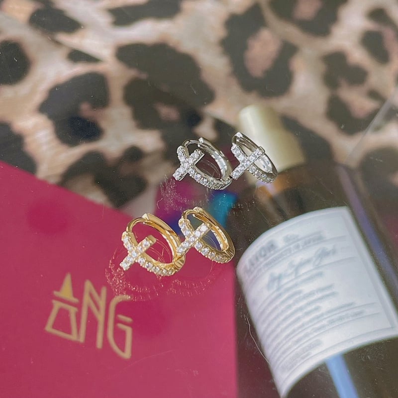 zirconia mini cross | ANG