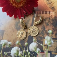 ANG l Coin motif
