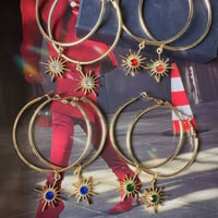ANG l Point color sun charm