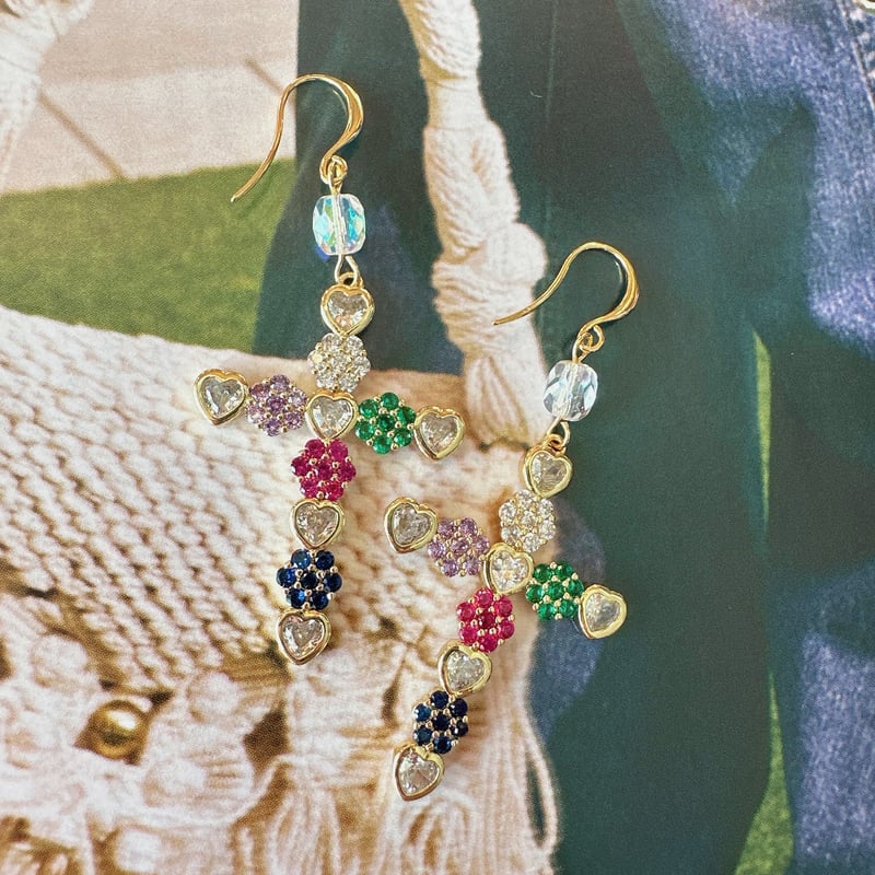 p104b【プラチナ仕上✧】白蛇ピアス シルバー925 神秘的 開運 スネーク