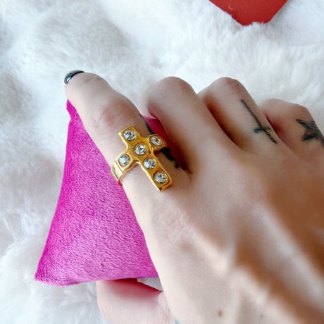 Crystal Cross Bold Ring