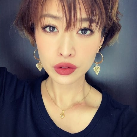 ANG l 3D queen heart♡