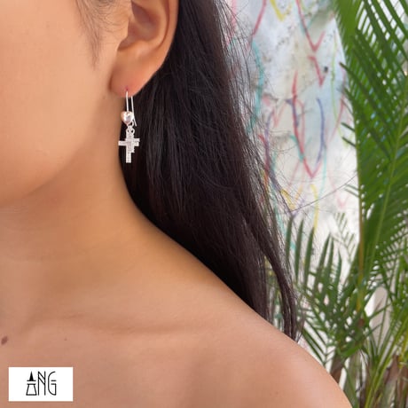 ANG l W cross crystal silver