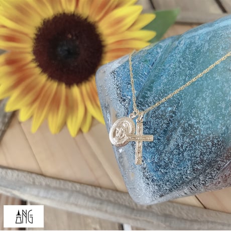 ANG l Medai × design cross