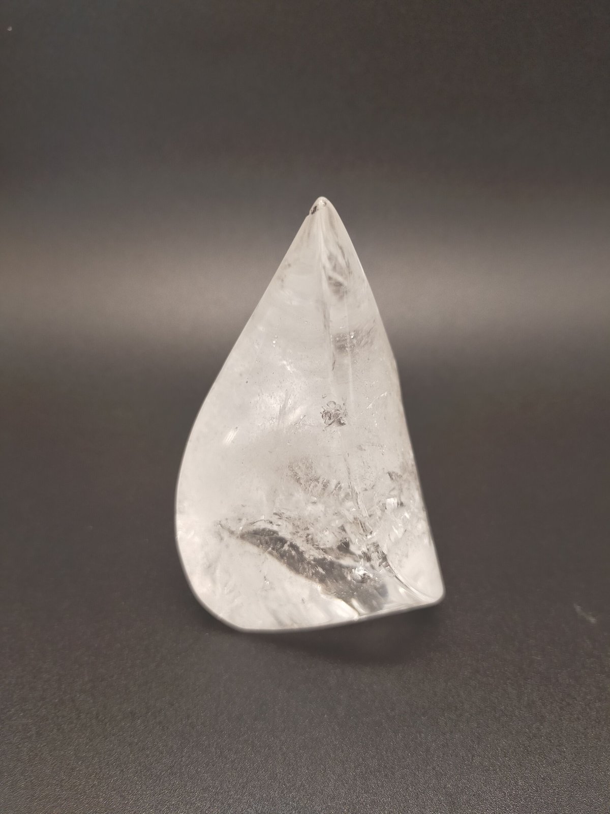 ねじれ水晶 | Heart Navi Premium