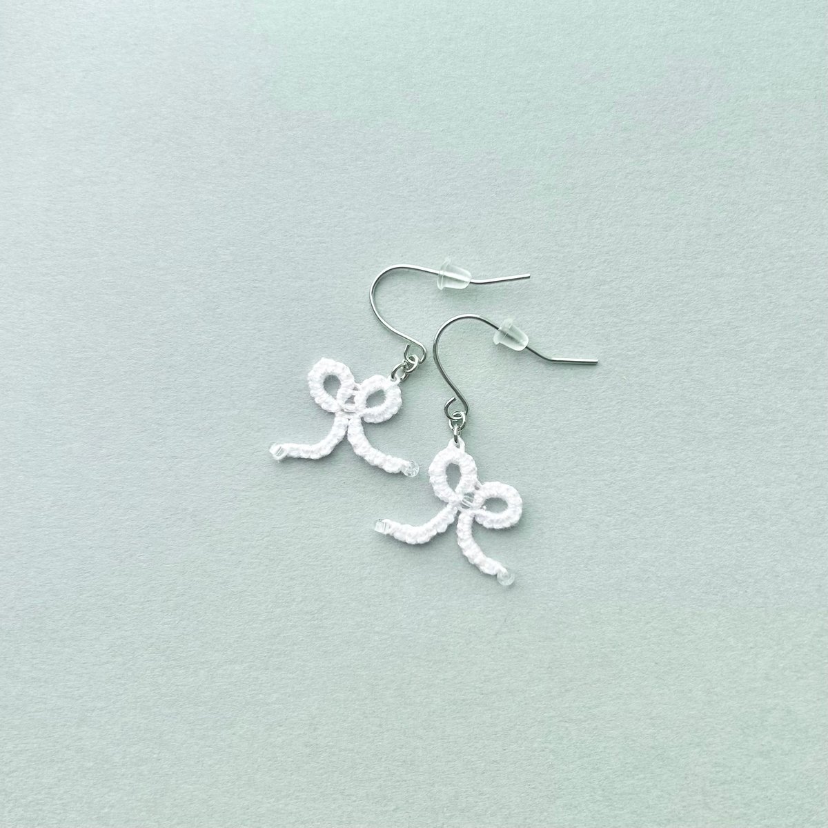 リボンピアス/イヤリング ホワイト | HandmadeShop mousse 