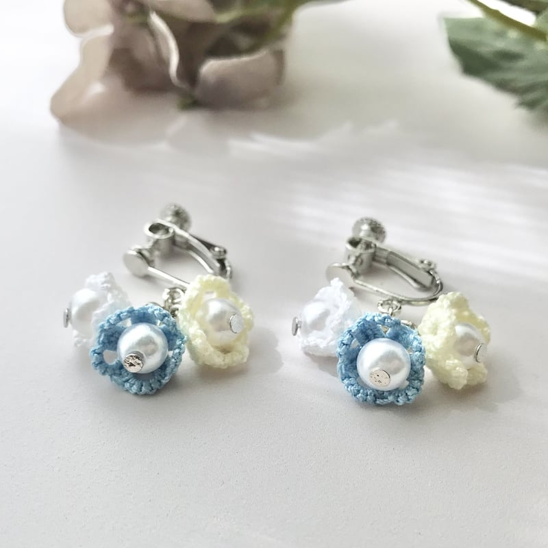 花束ピアス/イヤリング 優しいブルー | HandmadeShop mousse