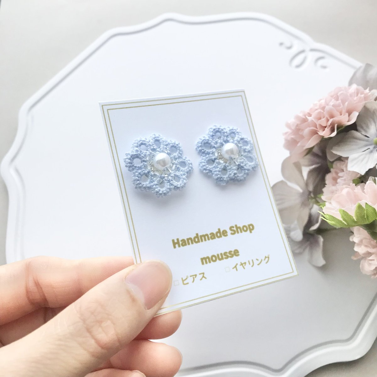 天使のピアス/イヤリング 水色 | HandmadeShop mousse（ハンドメイド