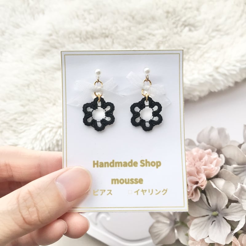 白リボンピアス/イヤリング 黒 | HandmadeShop mousse（ハンドメイド
