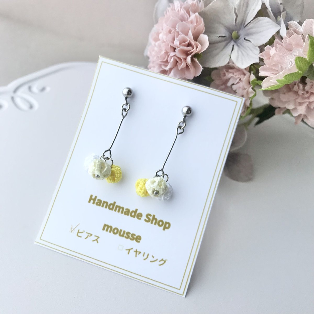 お花のピアス イエロー＆オレンジ - ピアス