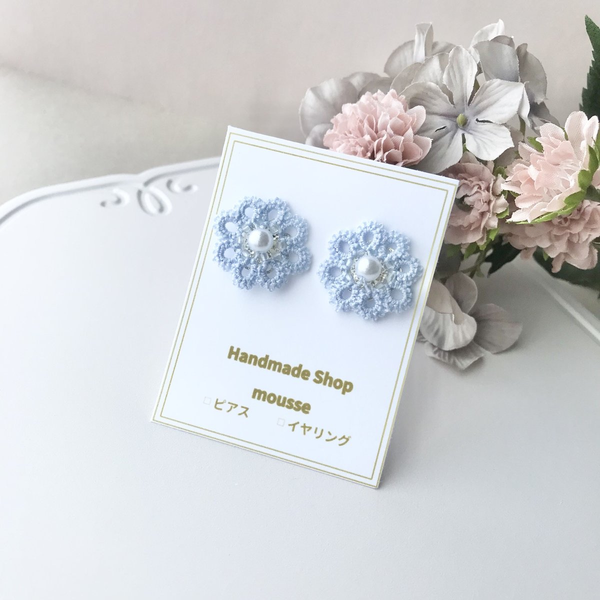 天使のピアス/イヤリング 水色 | HandmadeShop mousse（ハンドメイド