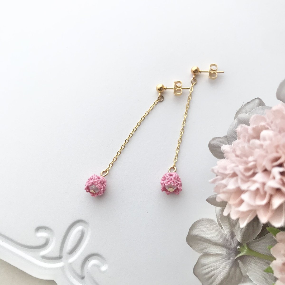 すずらんピアス/イヤリング ロングver. 濃いピンク | HandmadeShop mous