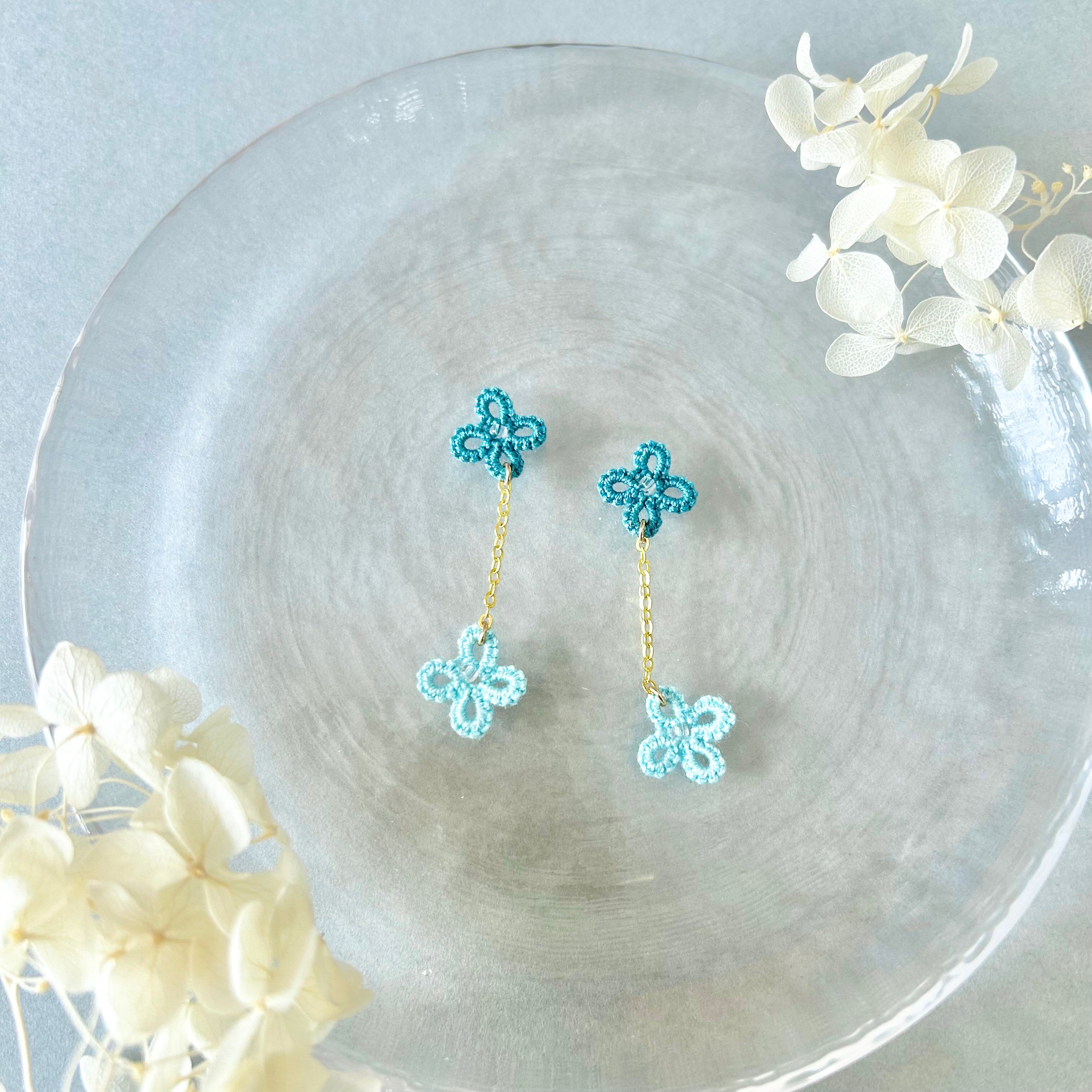 谷川さん専用♡再販 ブルーかすみ草と天然石 ピアス イヤリング かすみ草ピアス/イヤリング ブルーグリーン×空色 ロング