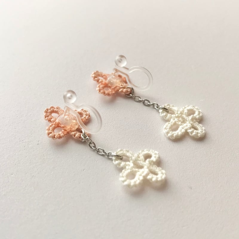 かすみ草ピアス/イヤリング ブルーグリーン×空色 ロング