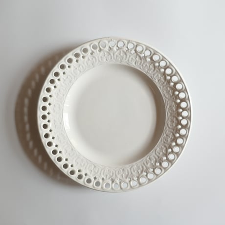 クレイユエモントロー | STORES