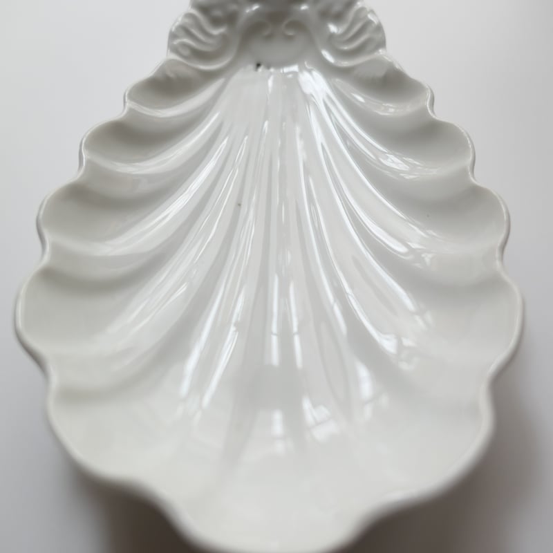 フランス製ヴィンテージ コキーユ（貝殻）型　2台セット Porcelaine de Paris コキーユ型ラヴィエB | Reinette