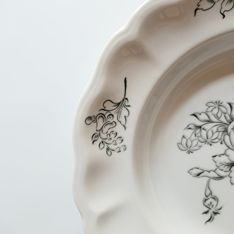 K&G Lunéville ”Vieux Strasbourg” モノクロームの花束 深皿C