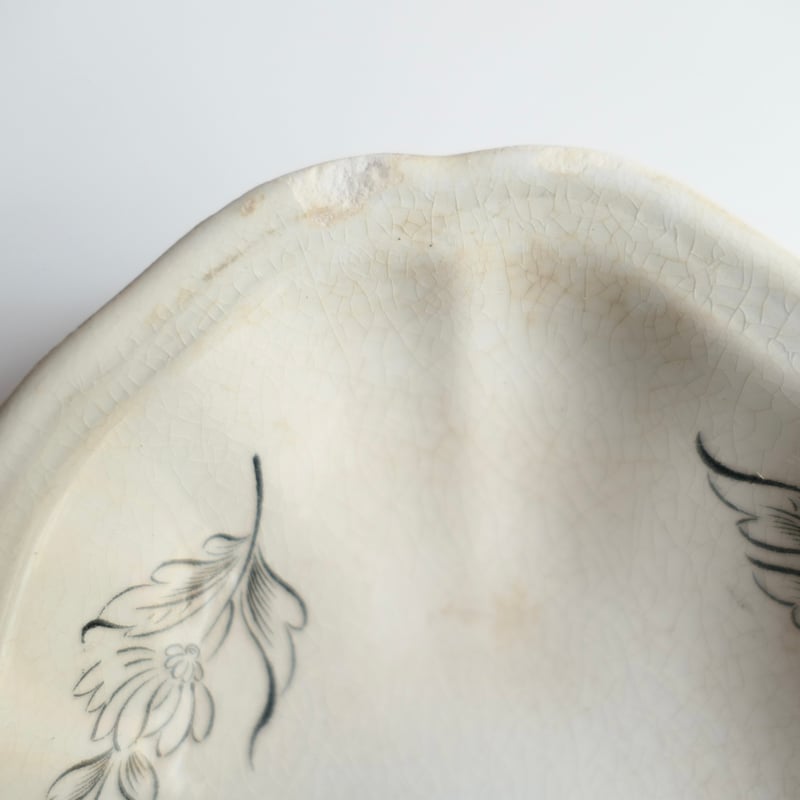 K&G Lunéville モノクロームのバラのラヴィエD | Reinette