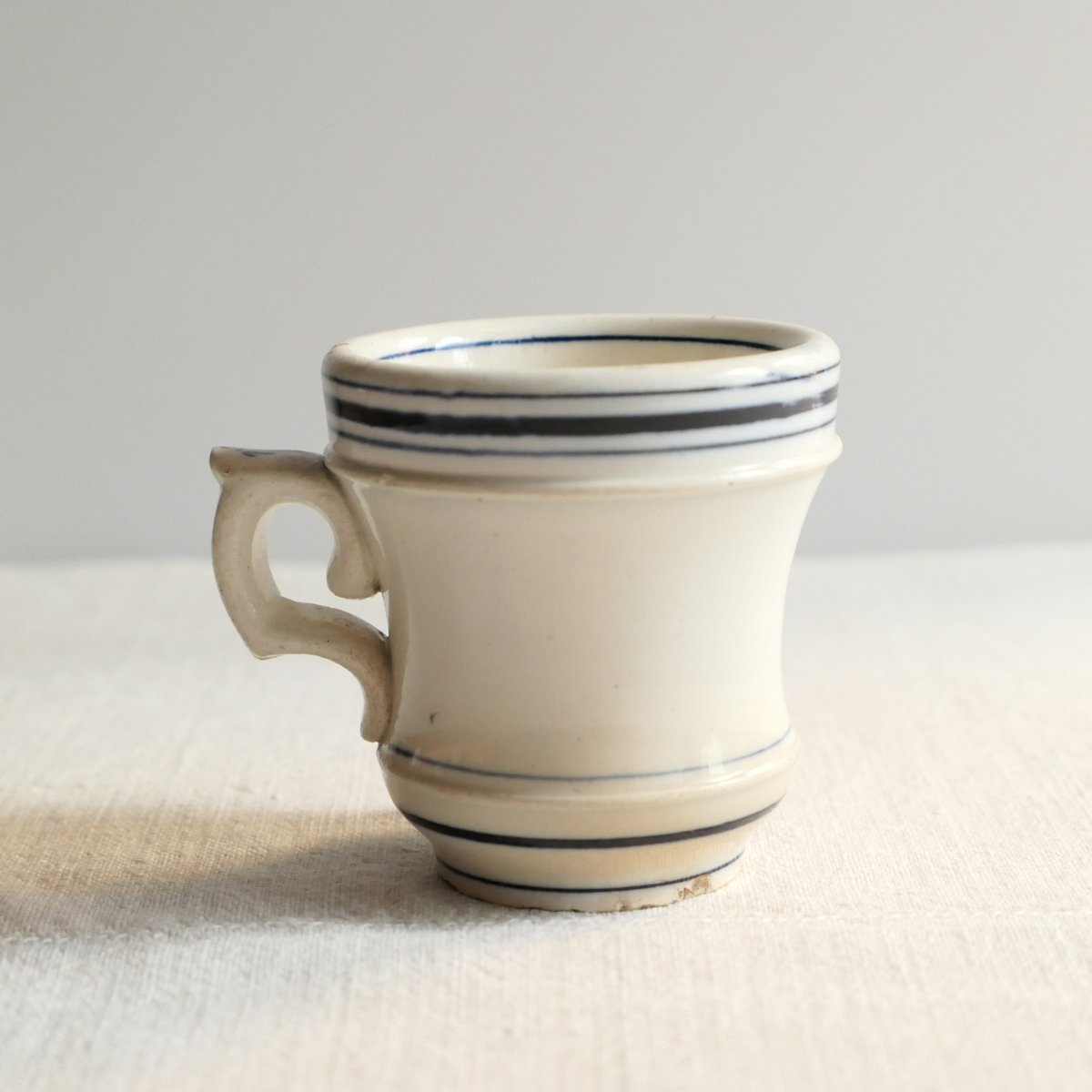 フランス アンティーク Vieillard & Johnston ボルドー窯 ボルドー窯 DAVID JOHNSTON 青絵付 ティーポット - L'atelier