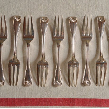 フランスアンティークMontpeyroux ピンクハンドル フォーク