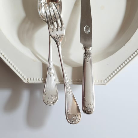 Ercuis "Gui"　ヤドリギの前菜用カトラリー３点セット（ナイフ＆フォーク＆スプーン）