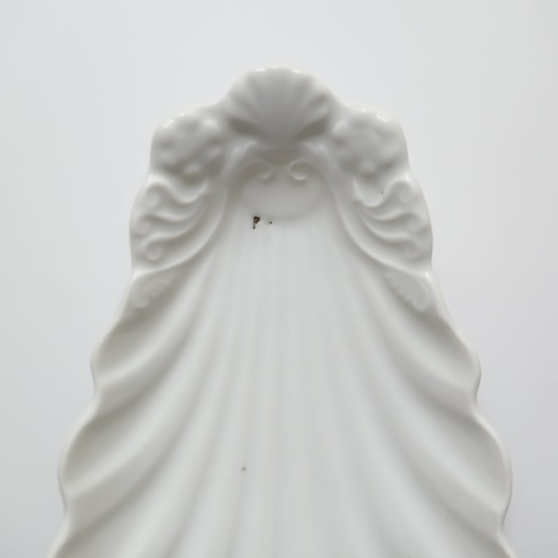 Porcelaine de Paris コキーユ型ラヴィエB | Reinette