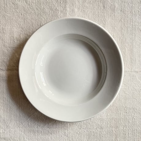 フランスアンティーク　バドンヴィレー　白釉の厚皿（スープ皿） Badonviller, assiette epaisse 白釉の厚皿（スープ皿）F | Re