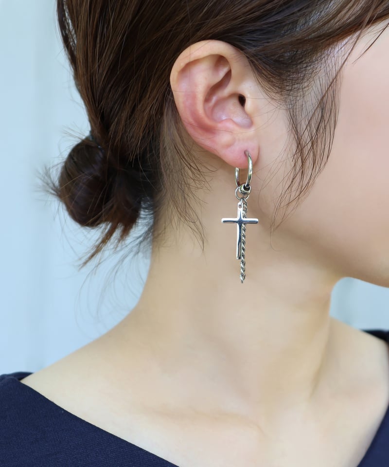 金属アレルギー対応「ieLS」ステンレス チャームフープピアス