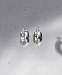 金属アレルギー対応「ieLS」SV925 シルバー デザイン フープリングピアス　4