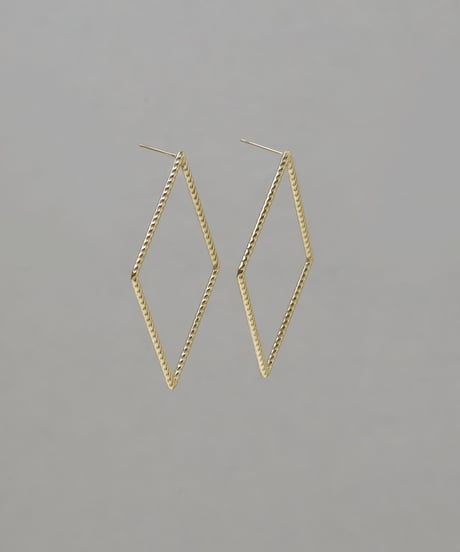 金属アレルギー対応「ieLS」ステンレス　ダイヤモチーフピアス
