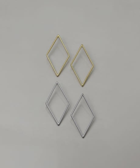 金属アレルギー対応「ieLS」ステンレス　ダイヤモチーフピアス