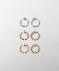 金属アレルギー対応「ieLS」ステンレス　ツイストフープイヤリング S