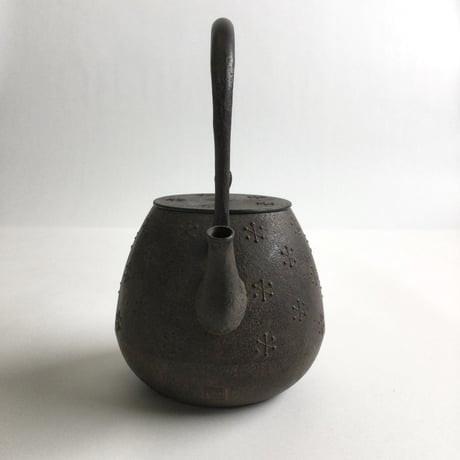 風花鉄瓶