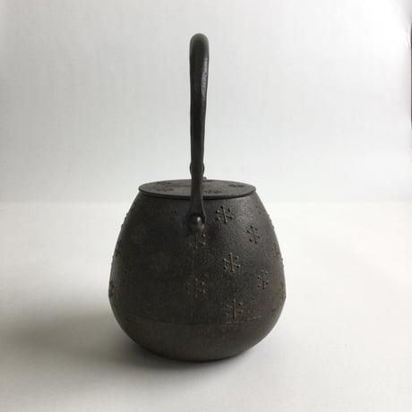 風花鉄瓶