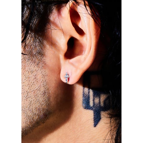 STUDS CROSS PIERCE