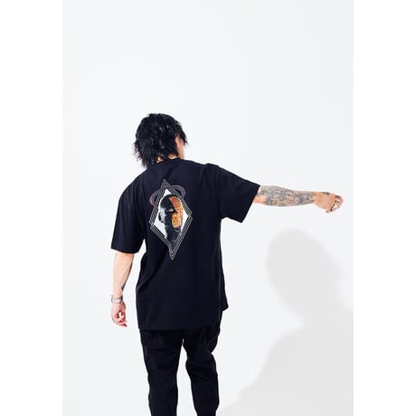 DUAL NATURED T-shirt