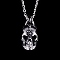 Anti cross skull