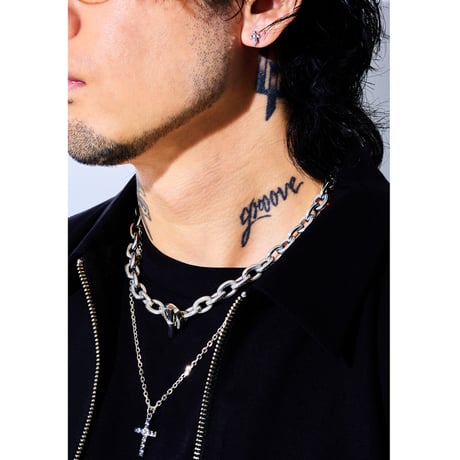 STUDS CROSS PIERCE