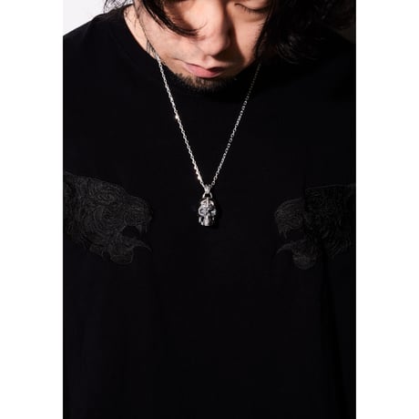 Anti cross skull