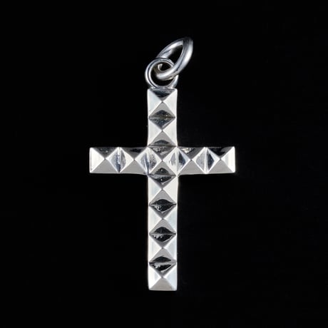 STUDS CROSS REVERSE TOP