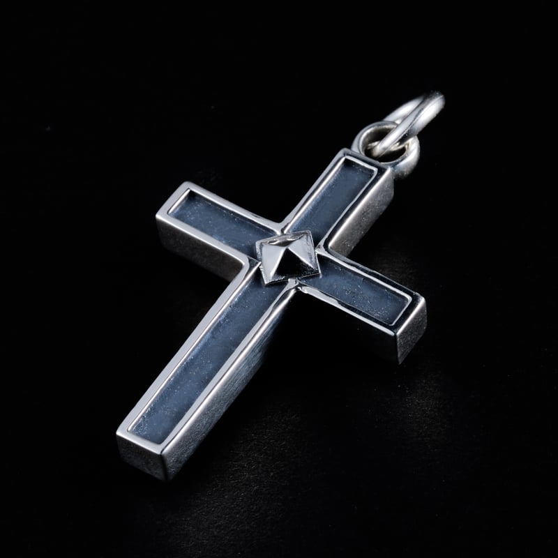 STUDS CROSS REVERSE TOP | KATSUMA_ART